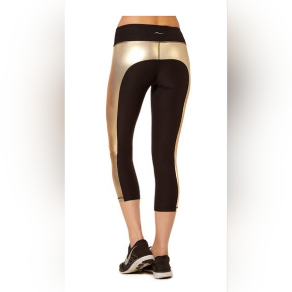 X by Gottex Black & Gold Contrast Leggings Women's Small - Picture 8 of 9